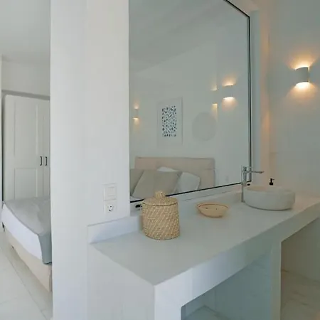 Sealove - Luxury Pool - Up To 21 Guests
