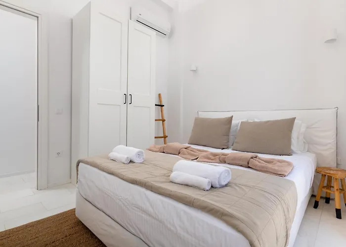 Sealove - Luxury Pool - Up To 21 Guests *