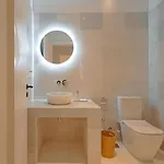 Sealove - Luxury Pool - Up To 21 Guests