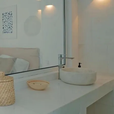 Sealove - Luxury Pool - Up To 21 Guests