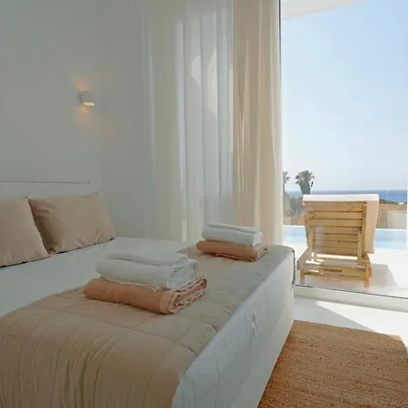 Sealove - Luxury Pool - Up To 21 Guests