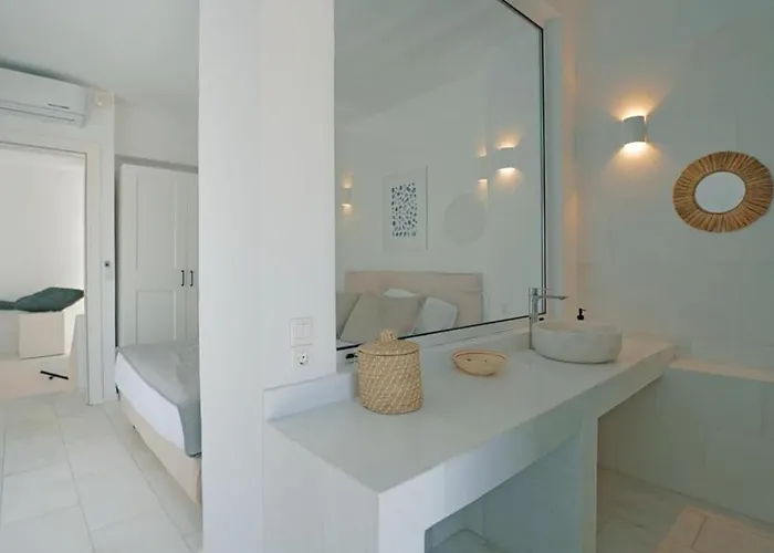 Sealove - Luxury Pool - Up To 21 Guests