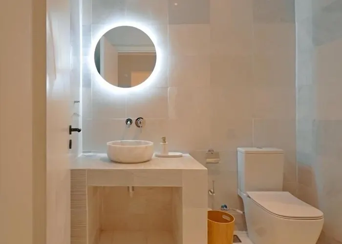 Sealove - Luxury Pool - Up To 21 Guests