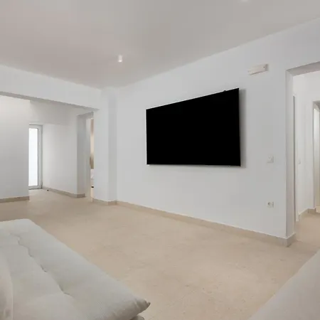 Villa Sealove - Luxury Pool - Up To 21 Guests Lachania